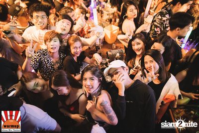 Urboy TJ ที่ วอร์ม อัพ คาเฟ่ เชียงใหม่ — photo 155