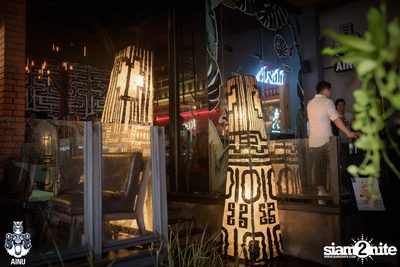 Saturday Night at Ainu Bar — photo 1