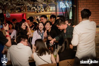 Saturday Night at Ainu Bar — photo 13