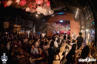 Saturday Night at Ainu Bar — photo 52