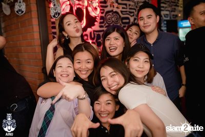 Saturday Night at Ainu Bar — photo 60