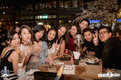 Saturday Night at Ainu Bar — photo 71