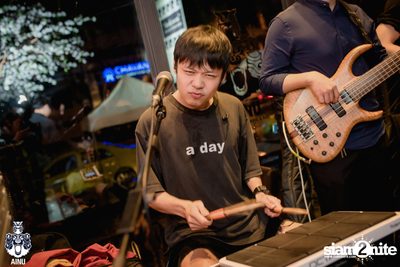 Saturday Night at Ainu Bar — photo 92