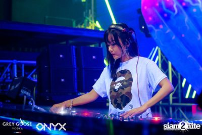 Fly Beyond Tonight: The Secret of Riviera | ONYX — photo 63