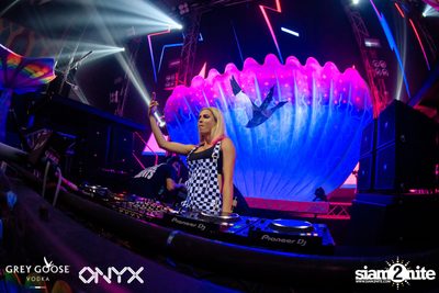 Fly Beyond Tonight: The Secret of Riviera | ONYX — photo 116