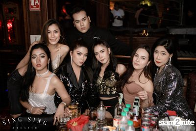 BLING IT กับ Bangkok Invaders ที่ ซิง ซิง เธียเตอร์ — photo 13