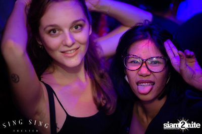 BLING IT กับ Bangkok Invaders ที่ ซิง ซิง เธียเตอร์ — photo 60