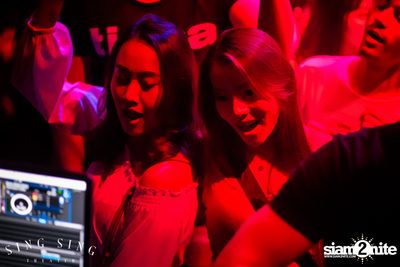 BLING IT กับ Bangkok Invaders ที่ ซิง ซิง เธียเตอร์ — photo 74