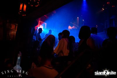BLING IT กับ Bangkok Invaders ที่ ซิง ซิง เธียเตอร์ — photo 84