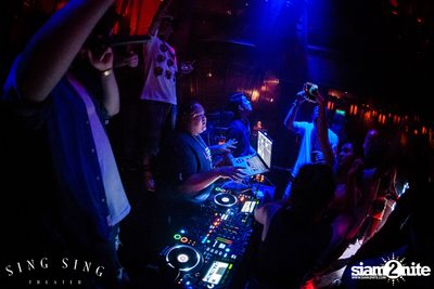 BLING IT กับ Bangkok Invaders ที่ ซิง ซิง เธียเตอร์ — photo 110