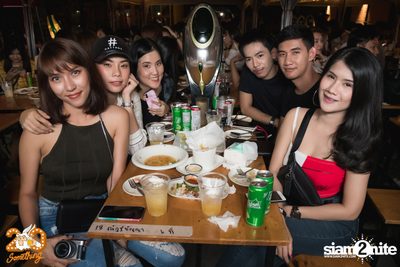 Aof Pongsak at 20Something Bar — photo 6
