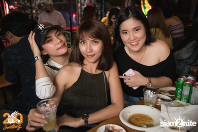 Aof Pongsak at 20Something Bar — photo 8