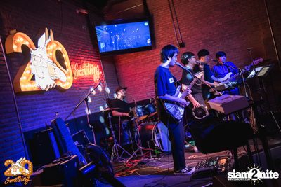 Aof Pongsak at 20Something Bar — photo 19