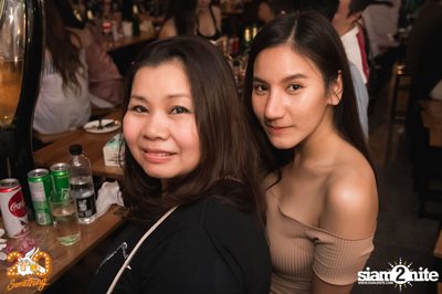 Aof Pongsak at 20Something Bar — photo 35