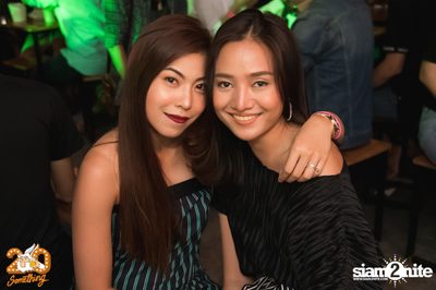 Aof Pongsak at 20Something Bar — photo 43
