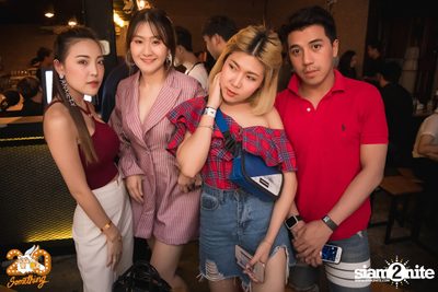 Aof Pongsak at 20Something Bar — photo 47