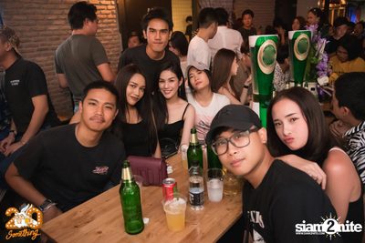 Aof Pongsak at 20Something Bar — photo 64