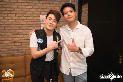 Aof Pongsak at 20Something Bar — photo 81