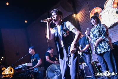 Aof Pongsak at 20Something Bar — photo 110