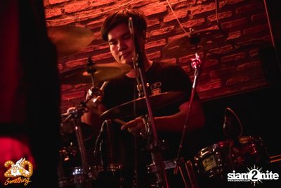 Aof Pongsak at 20Something Bar — photo 129