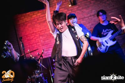 Aof Pongsak at 20Something Bar — photo 181