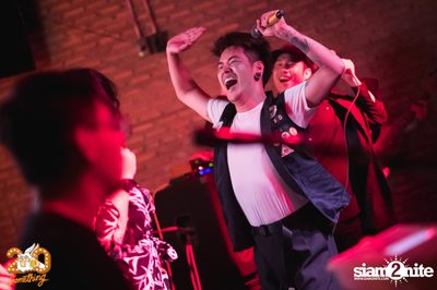 Aof Pongsak at 20Something Bar — photo 186