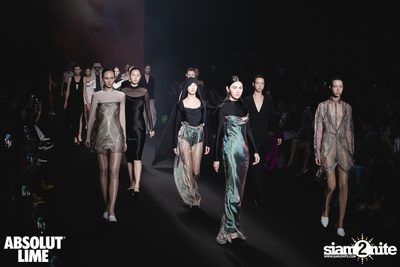 Elle Fashion Week 2018 at CentralWorld — photo 130