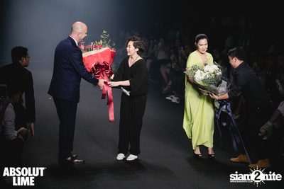Elle Fashion Week 2018 at CentralWorld — photo 139