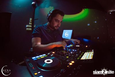 Ladies Night at Luna Lounge — photo 23