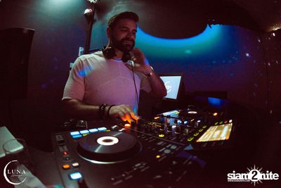 Ladies Night at Luna Lounge — photo 41