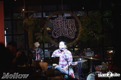 Ammy The Bottom Blues ที่ เมลโล่ ทองหล่อ — photo 32