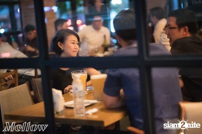 Ammy The Bottom Blues ที่ เมลโล่ ทองหล่อ — photo 58