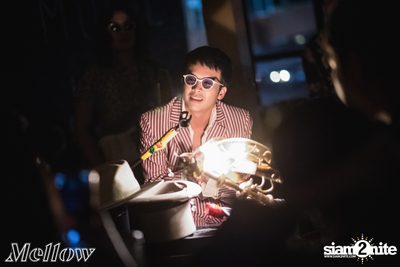 Ammy The Bottom Blues ที่ เมลโล่ ทองหล่อ — photo 66