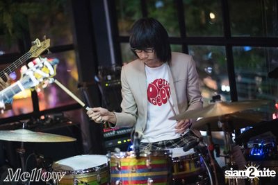 Ammy The Bottom Blues ที่ เมลโล่ ทองหล่อ — photo 72