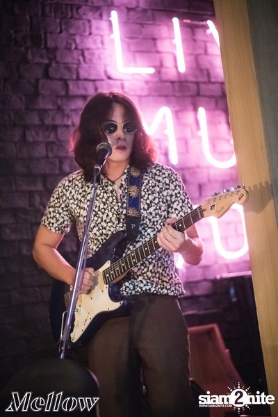 Ammy The Bottom Blues ที่ เมลโล่ ทองหล่อ — photo 80