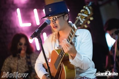Ammy The Bottom Blues ที่ เมลโล่ ทองหล่อ — photo 97