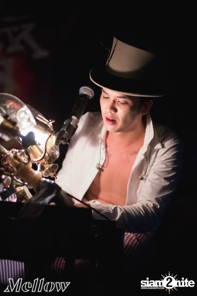 Ammy The Bottom Blues ที่ เมลโล่ ทองหล่อ — photo 101