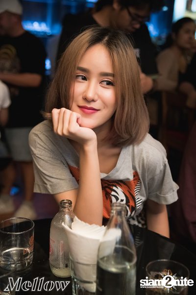 Ammy The Bottom Blues ที่ เมลโล่ ทองหล่อ — photo 113