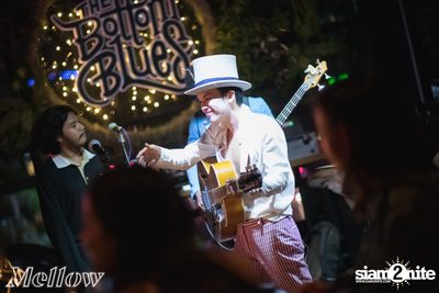 Ammy The Bottom Blues ที่ เมลโล่ ทองหล่อ — photo 119