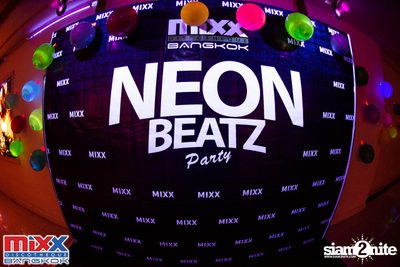 Neon BeatZ Party at MIXX Bangkok — photo 3