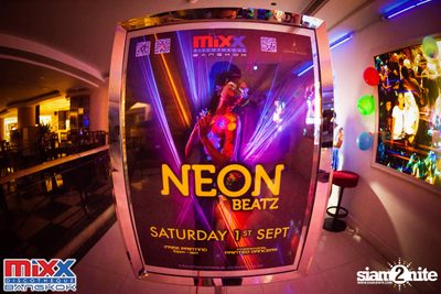 Neon BeatZ Party at MIXX Bangkok — photo 10