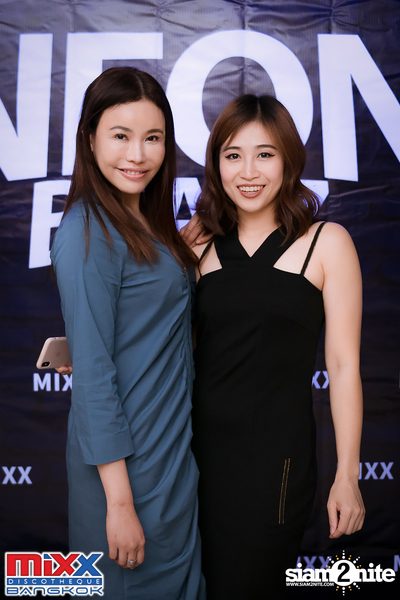 Neon BeatZ Party at MIXX Bangkok — photo 11