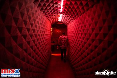 Neon BeatZ Party at MIXX Bangkok — photo 18