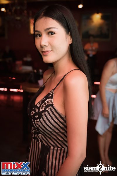 Neon BeatZ Party at MIXX Bangkok — photo 27