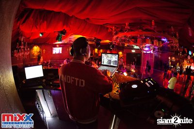 Neon BeatZ Party at MIXX Bangkok — photo 33
