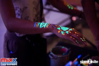 Neon BeatZ Party at MIXX Bangkok — photo 37