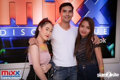 Neon BeatZ Party at MIXX Bangkok — photo 44