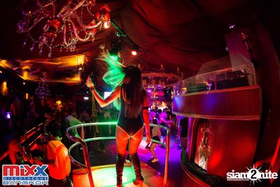 Neon BeatZ Party at MIXX Bangkok — photo 65