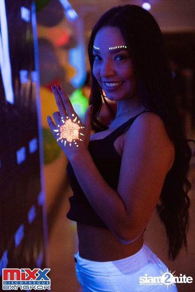 Neon BeatZ Party at MIXX Bangkok — photo 72