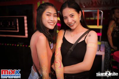 Neon BeatZ Party at MIXX Bangkok — photo 98
